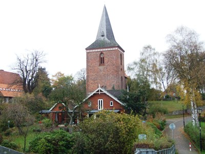 Die frühgotische Kirche in Berkenthin wird ein Ziel für den Bürgerbus sein. Foto: Dr. Holger Jansen/Projekt Bürgerbusse Schleswig-Holstein